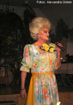 Las Lunas und Baby Bubble beim Tanz in den Mai im Gasthof Obermaier. Foto: Alexandra Grimm